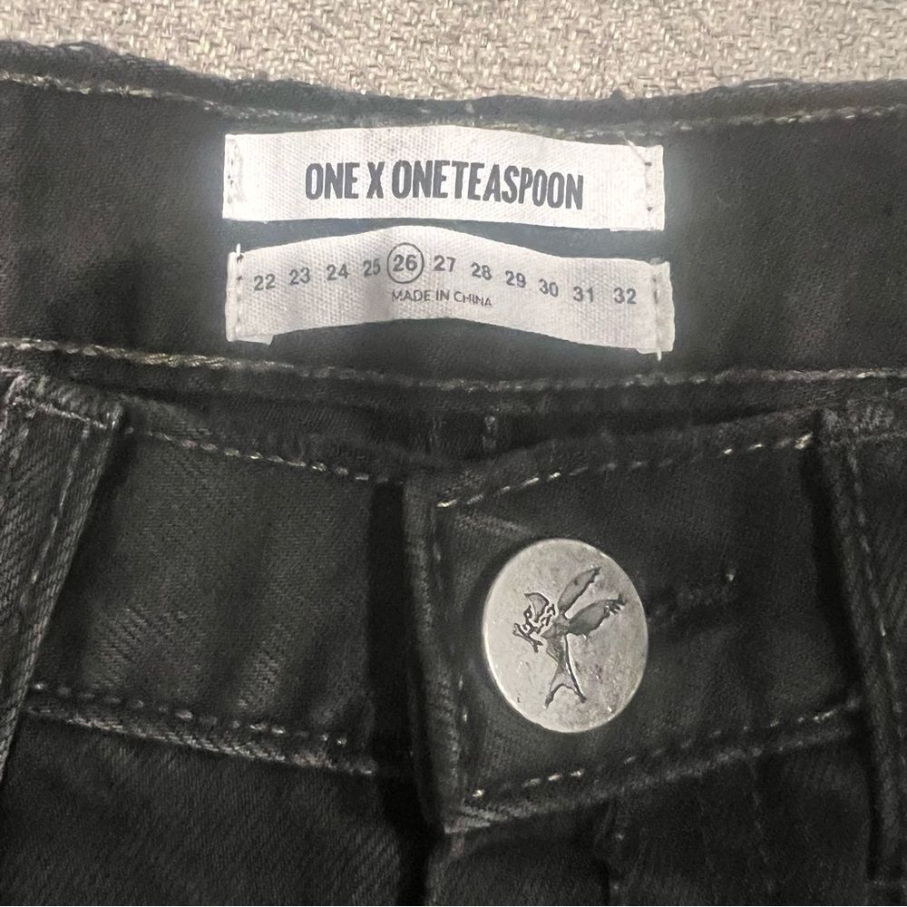 NWT One Teaspoon high waisted hawks black distressed shorts size 26 women's - Picture 5 of 10